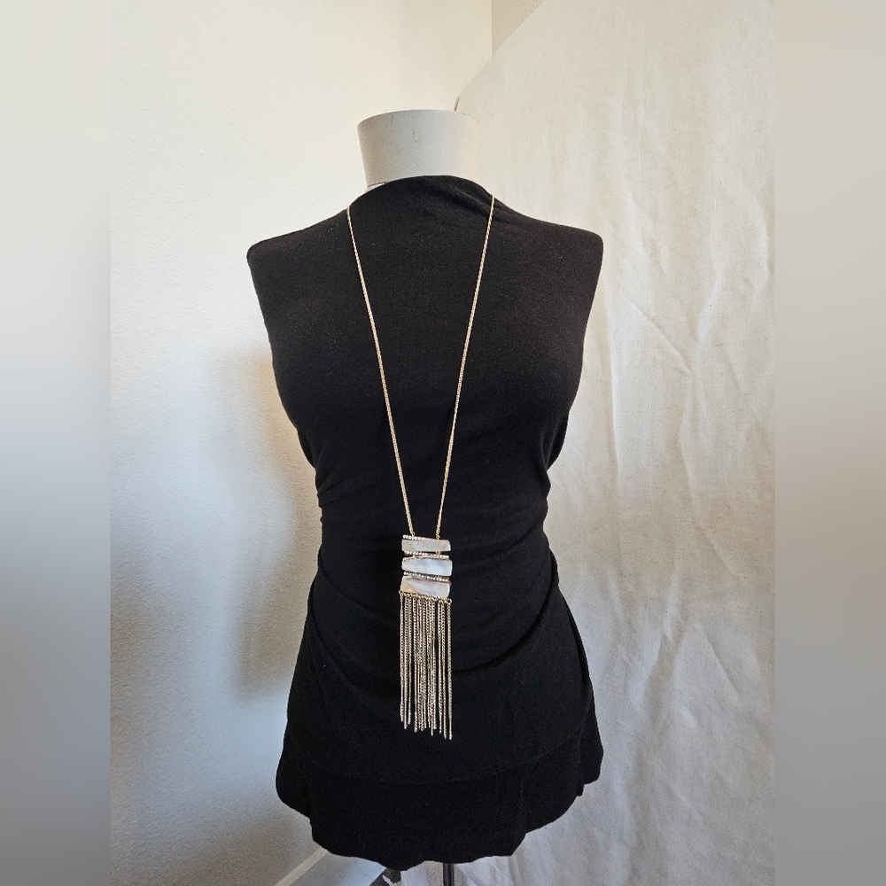 Elegant Bohemian Gold Tone Shell And Fringe Neclace 36" Chain